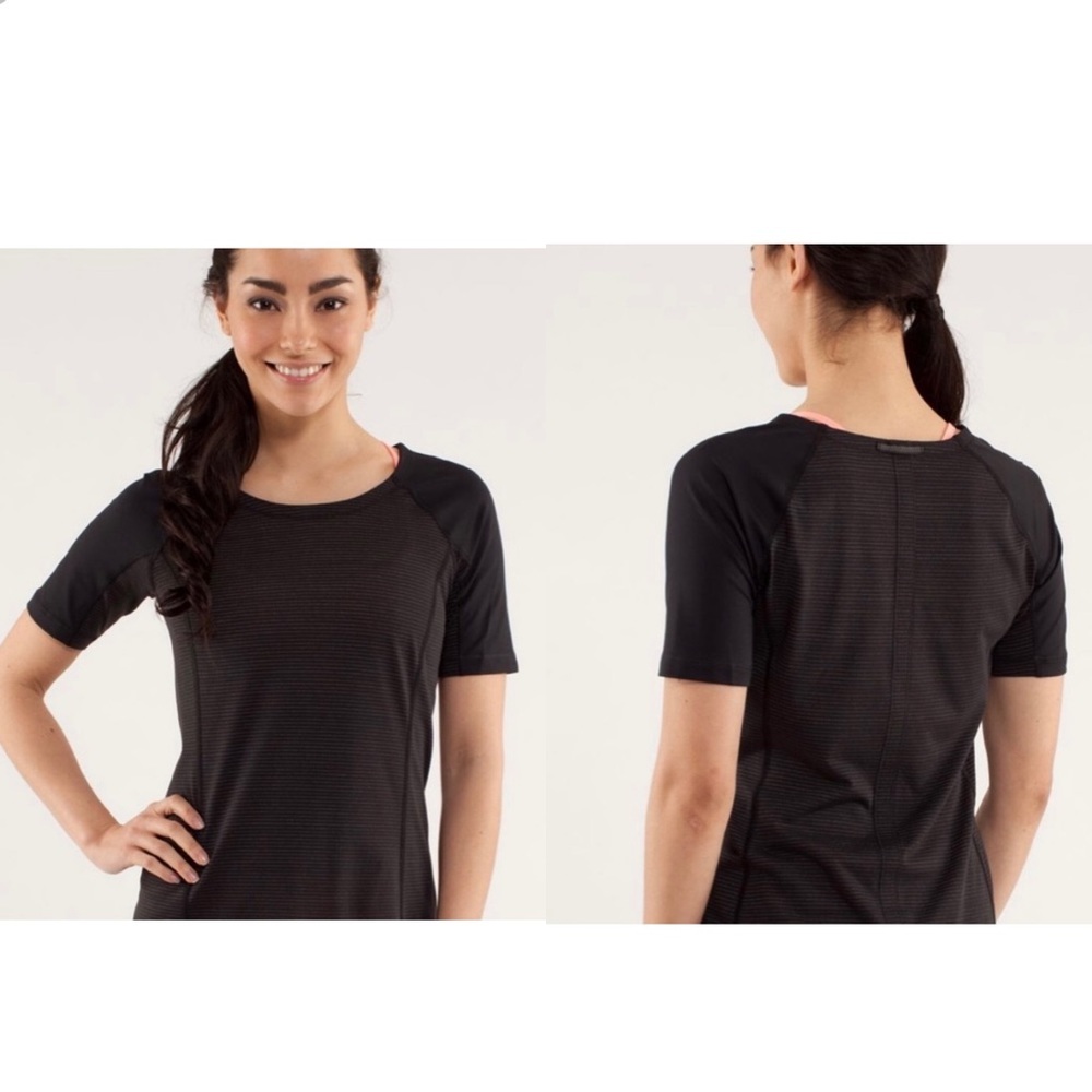 🍋Lululemon Turn It Up Tee.